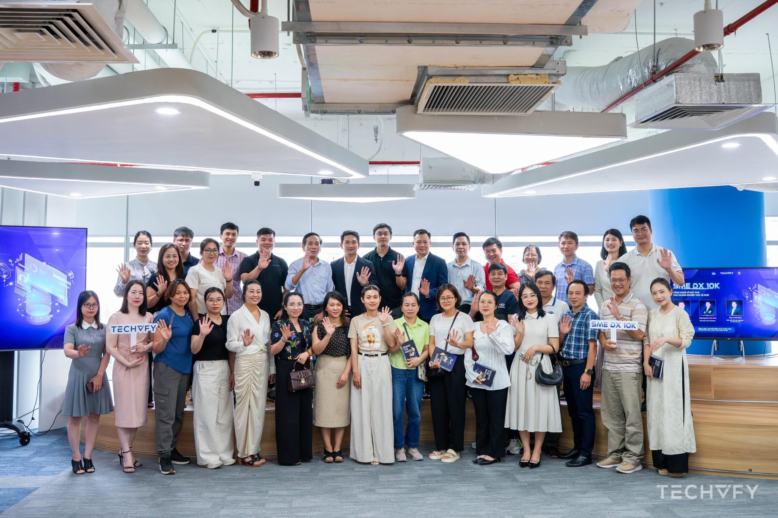 Gần 100 doanh nghiệp quy tụ tại TECHVIFY trong sự kiện SME DX 10K